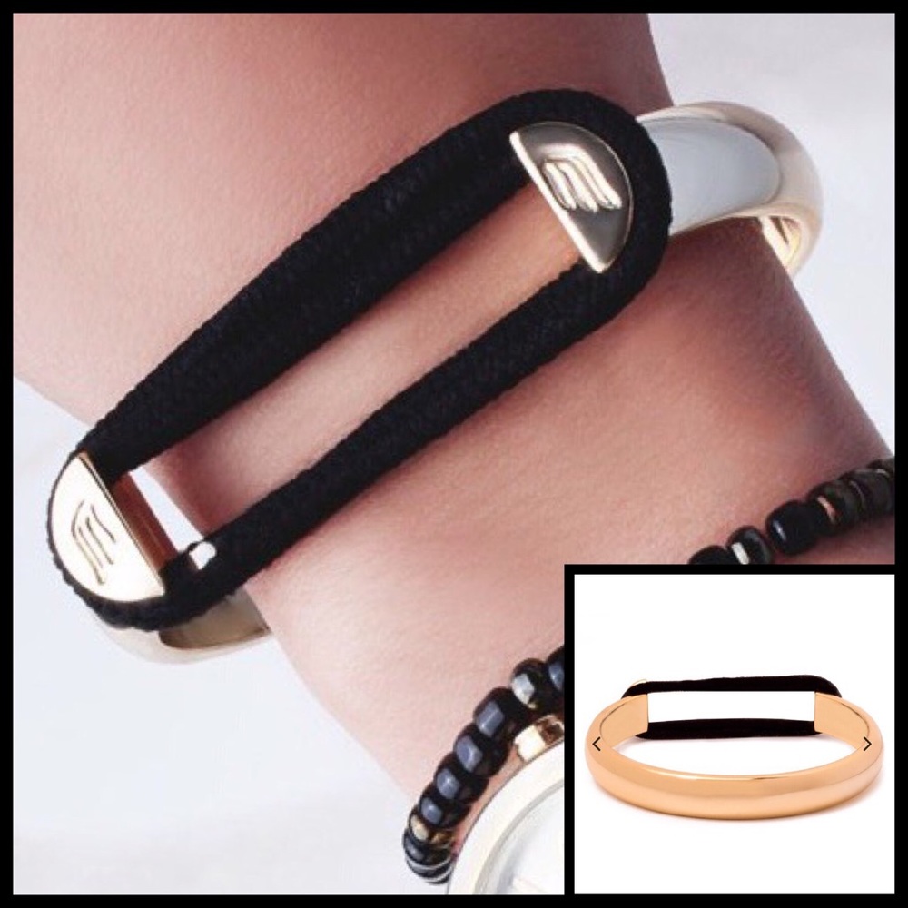 ♦️FINAL♦️HAIR TIE HOLDER & WRIST CUFF IN GOLD - Picture 5 of 5